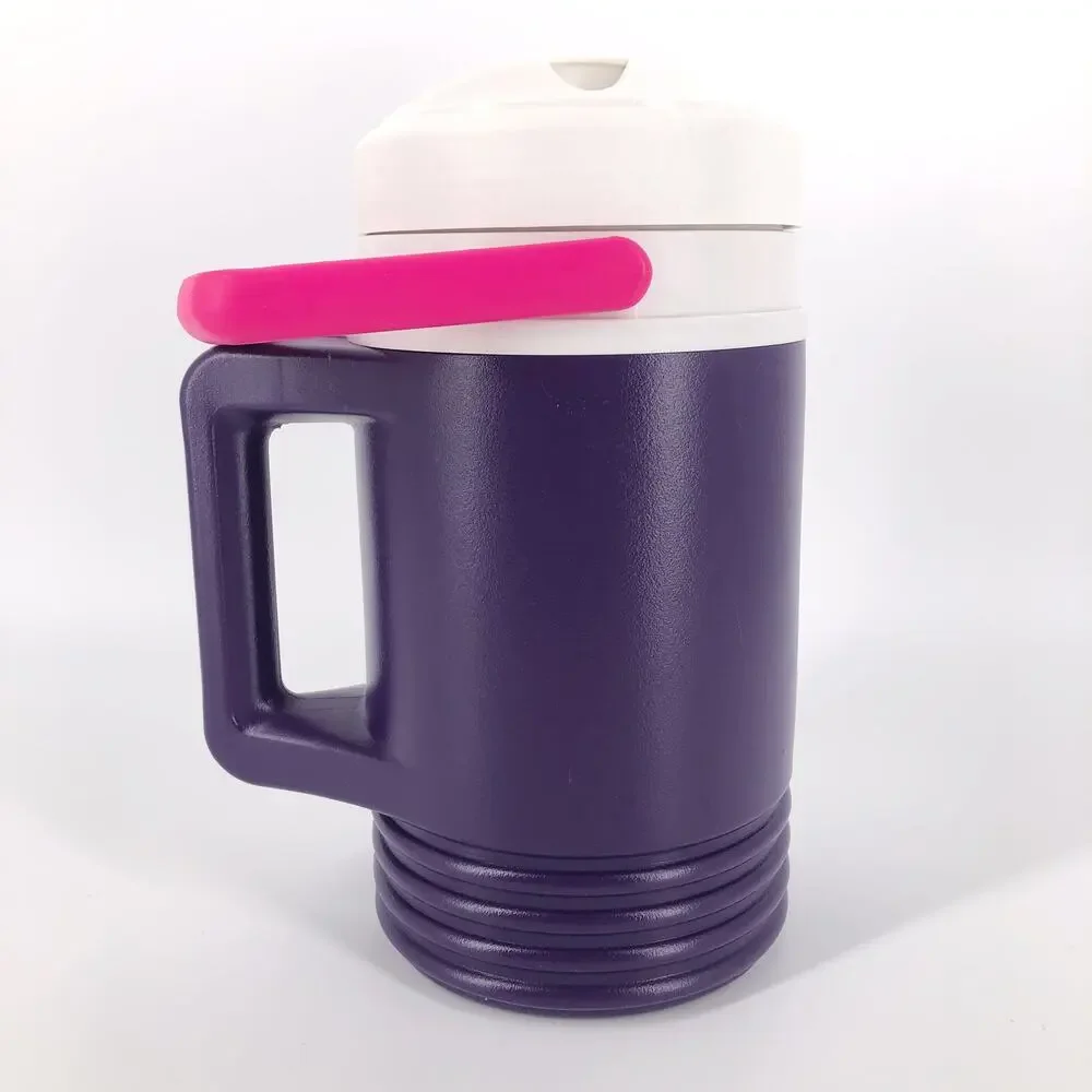 90s Igloo Legend Flip Spout Pitcher 1990s vintage SALE